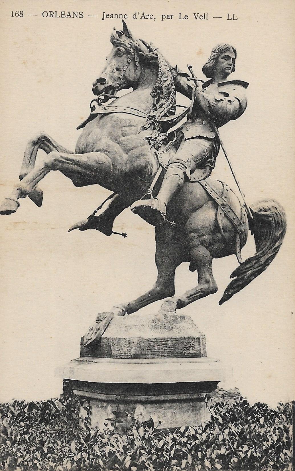 /France/FR_place_1903-1938_ORLEANS - Jeanne d'Arc, par Le Vell.jpg